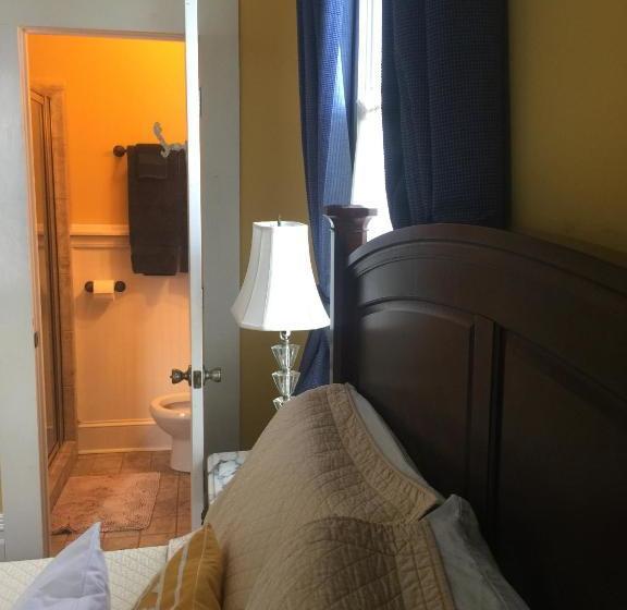 مبيت وإفطار The Walker Inn