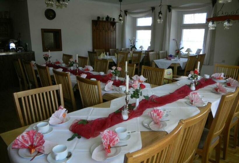 Gaststätte & Pension Jägerwäldchen