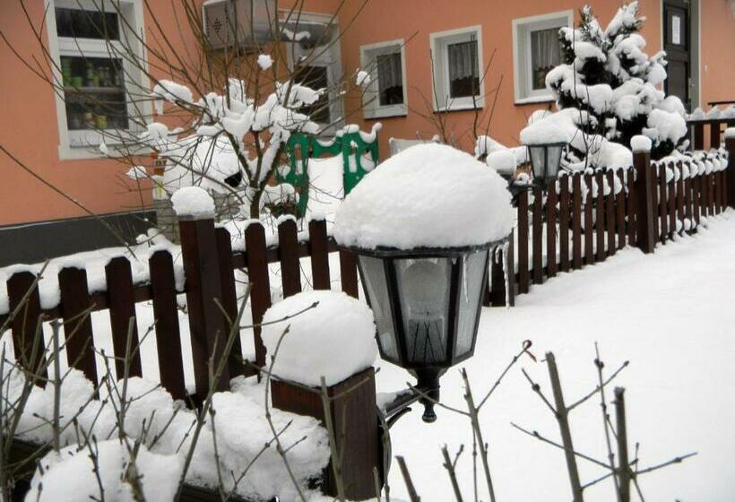Gaststätte & Pension Jägerwäldchen