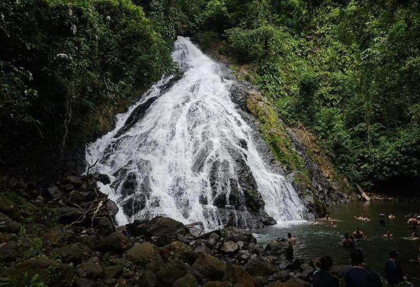 هتل Bahía Yubarta