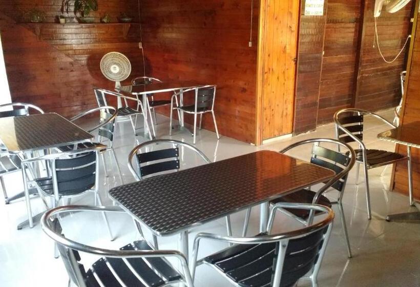 هتل Bahía Yubarta