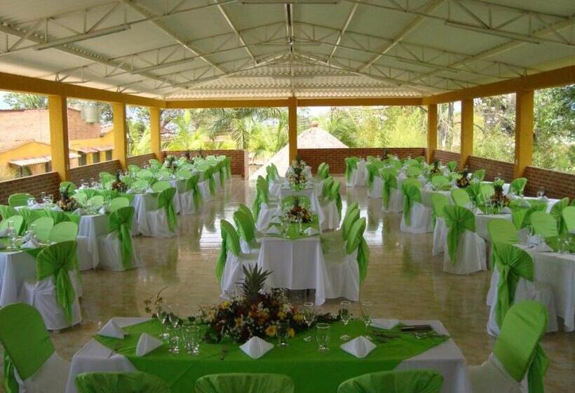 בית מלון כפרי Bed And Breakfast Campestre El Estoril