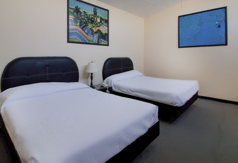 ホテル Bugambilias