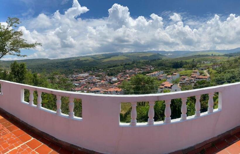 هتل Campestre La Loma Curiti