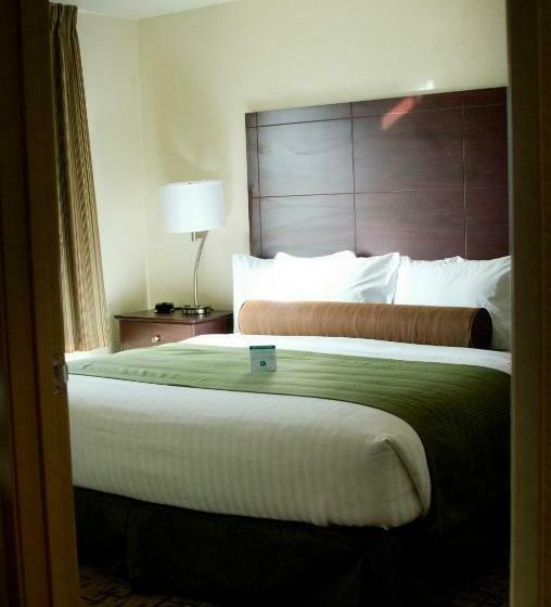 Отель Cobblestone Inn & Suites   Soda Springs