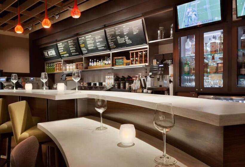 בית מלון כפרי Courtyard By Marriott Boston Dedham/westwood