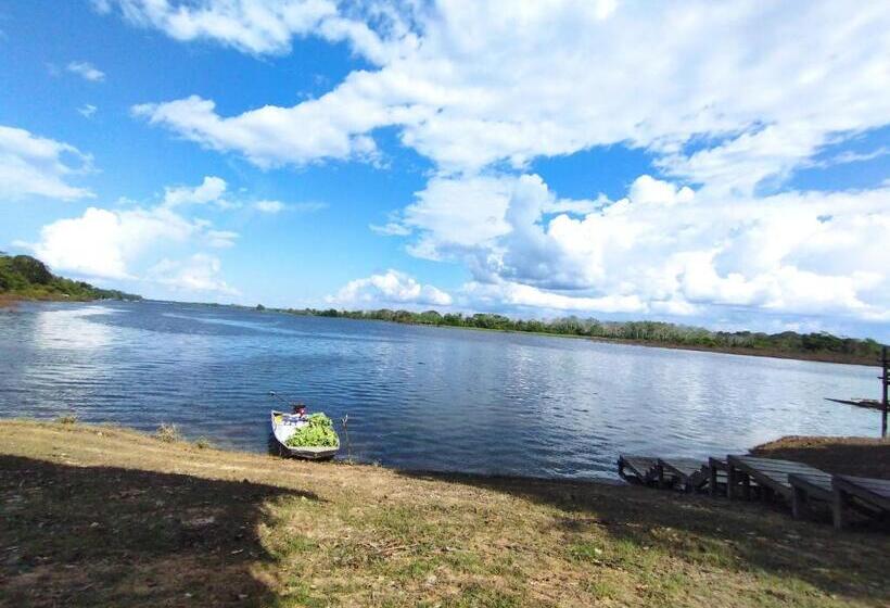 בית מלון כפרי Eware Refugio Amazonico