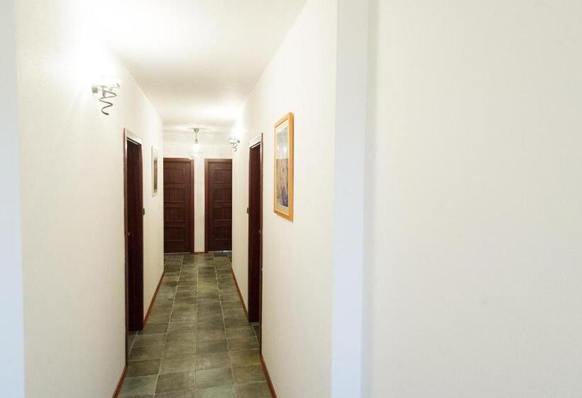 בית מלון כפרי Farma Loreta