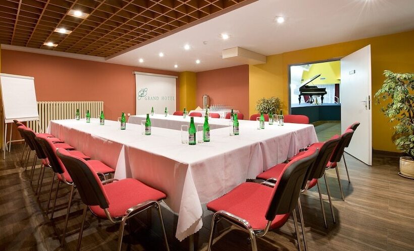 ホテル Grand