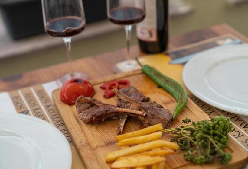 בית מלון כפרי Kayalar Blue Beach