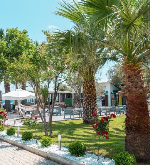 ホテル Kayalar Blue Beach