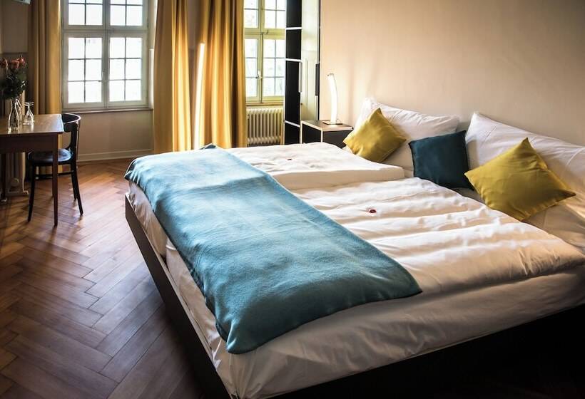 בית מלון כפרי Kreuz Herzogenbuchsee