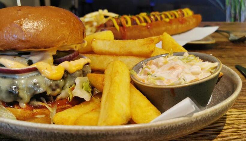 호텔 Rose And Crown