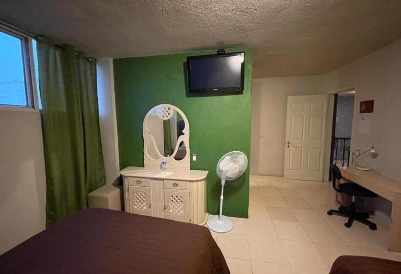 ホテル Santa Julia