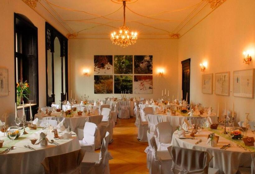 Romantik Hotel Schloss Reichenow