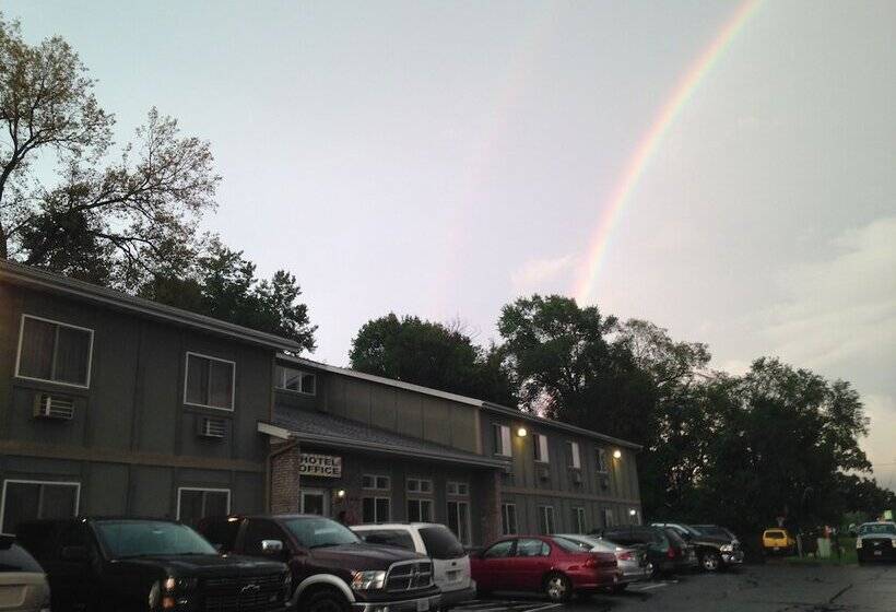 فندق Sunrise Inn