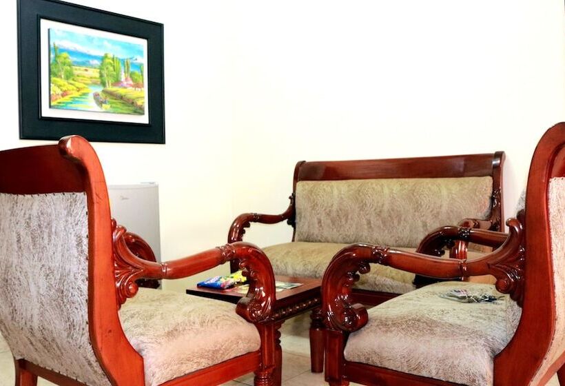 هتل Restaurante La Habana