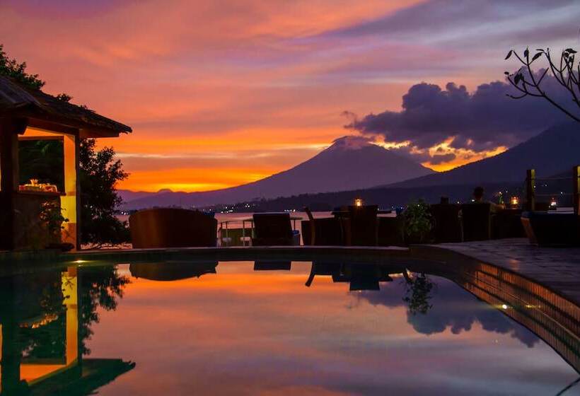 Lembeh Resort