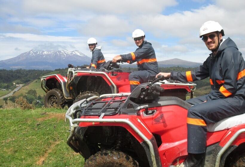 מוטל Mountain Heights Lodge