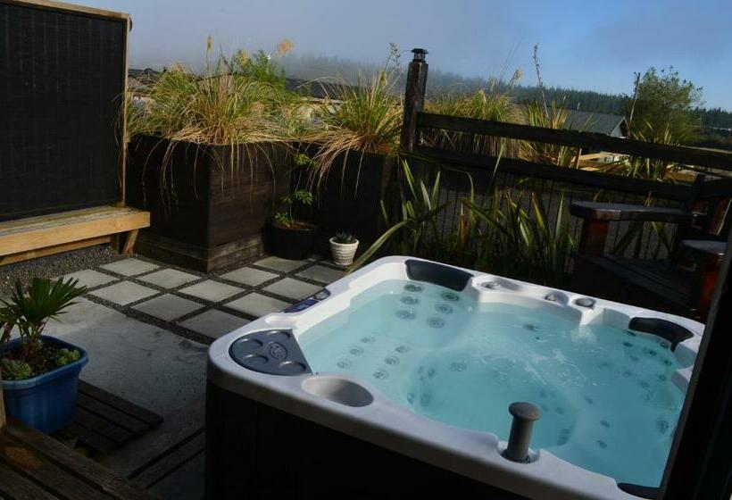 فندق على الطريق Tongariro Boutique B&b