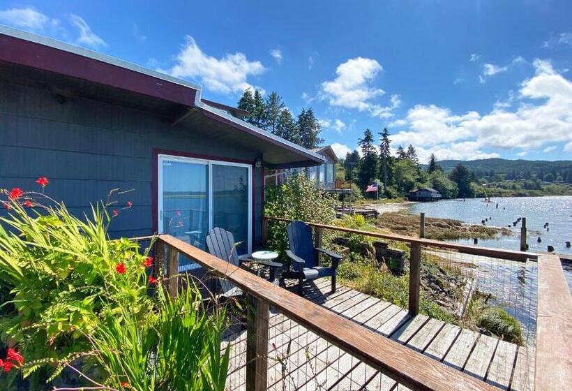 모텔 Wheeler On The Bay Lodge And Marina