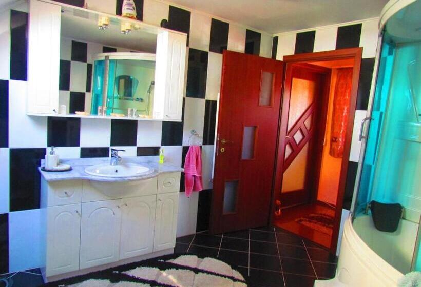 بنسيون Amelia House