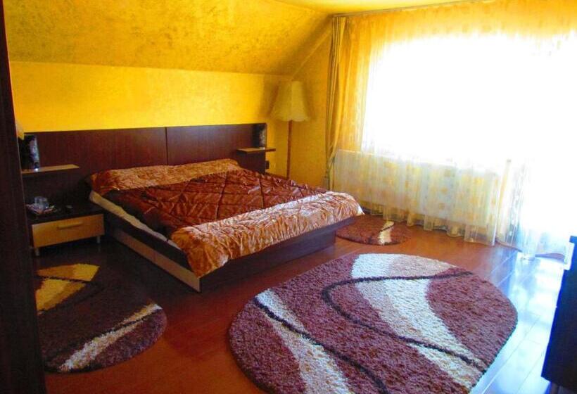 بنسيون Amelia House