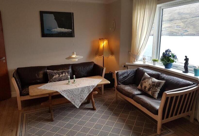 פנסיון Budget Guesthouse Borgustova