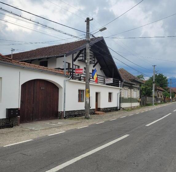 膳宿费 Casa Floare De Colt