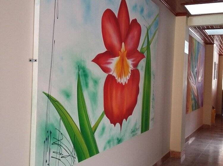 פנסיון Find Land & A Rest