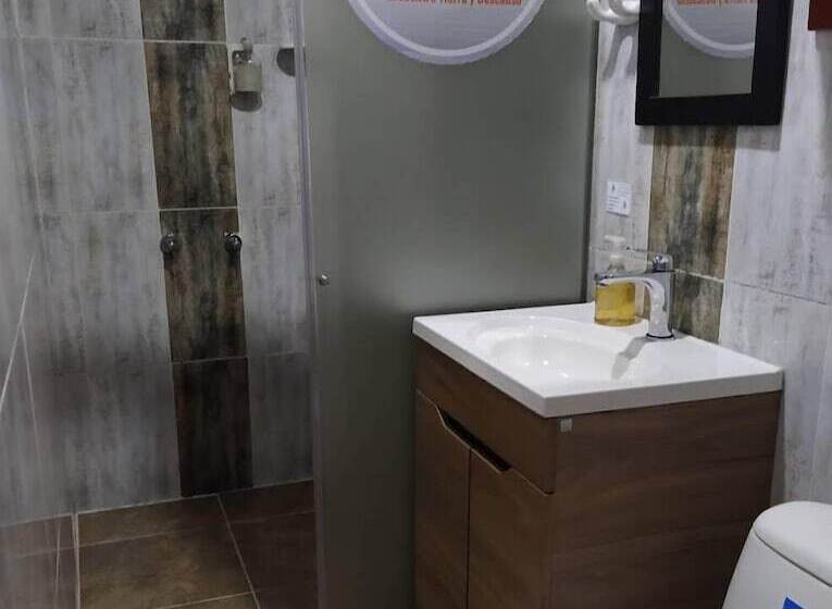 פנסיון Find Land & A Rest