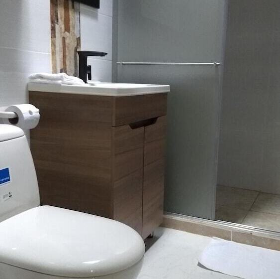 פנסיון Find Land & A Rest