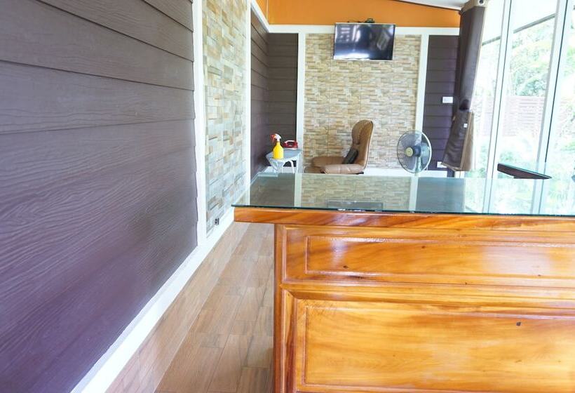 פנסיון Happy Resort Phang Nga