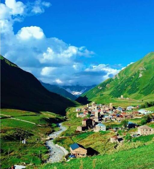 پانسیون Maxvshi