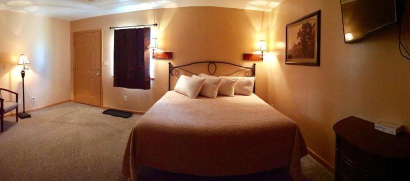 بنسيون Moosehead Lodge