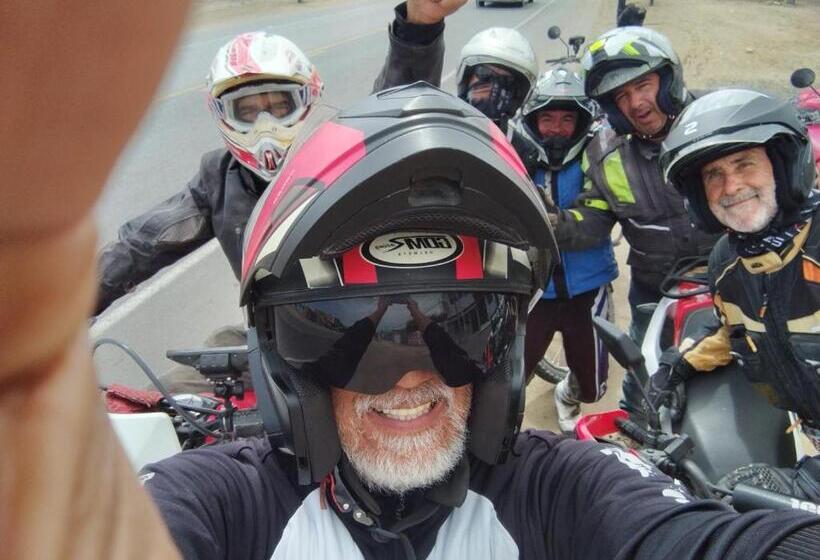 پانسیون Qaleta Azul