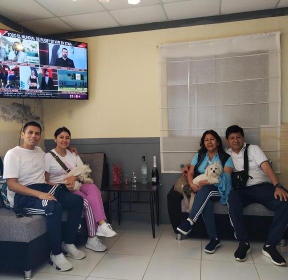 پانسیون Qaleta Azul