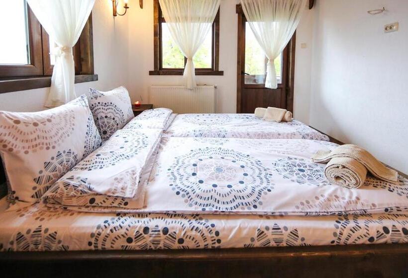 פנסיון Yancheva Guest House