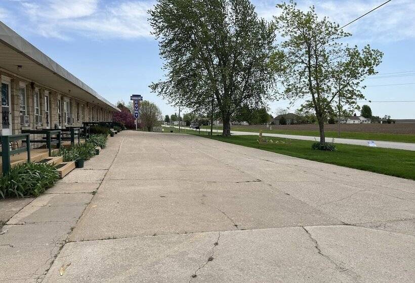 Sudbury Court Motel And Rv Park