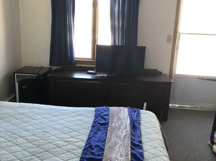 Sudbury Court Motel And Rv Park