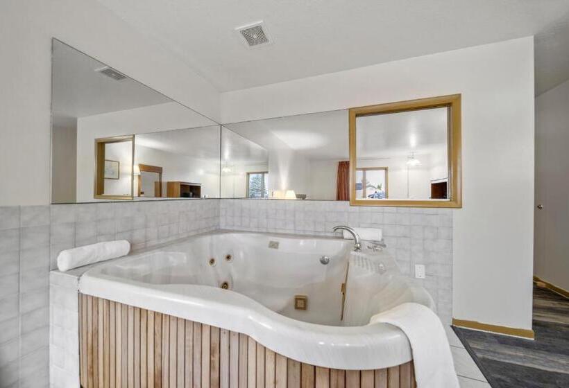 旅馆 Executive Inn