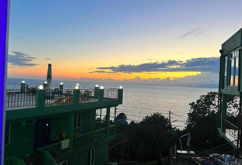 هاستل Inn David