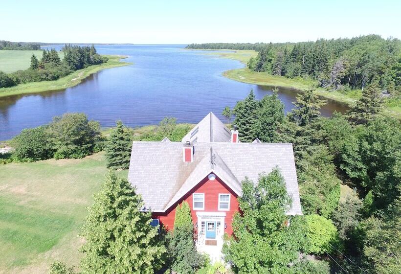 فندق صغير Little Shemogue Inn