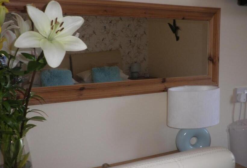 הוסטל Longfrie Inn