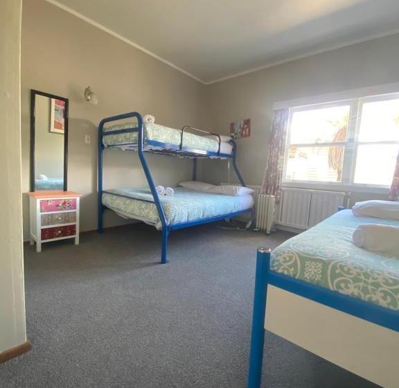 הוסטל National Park Alpine Lodge