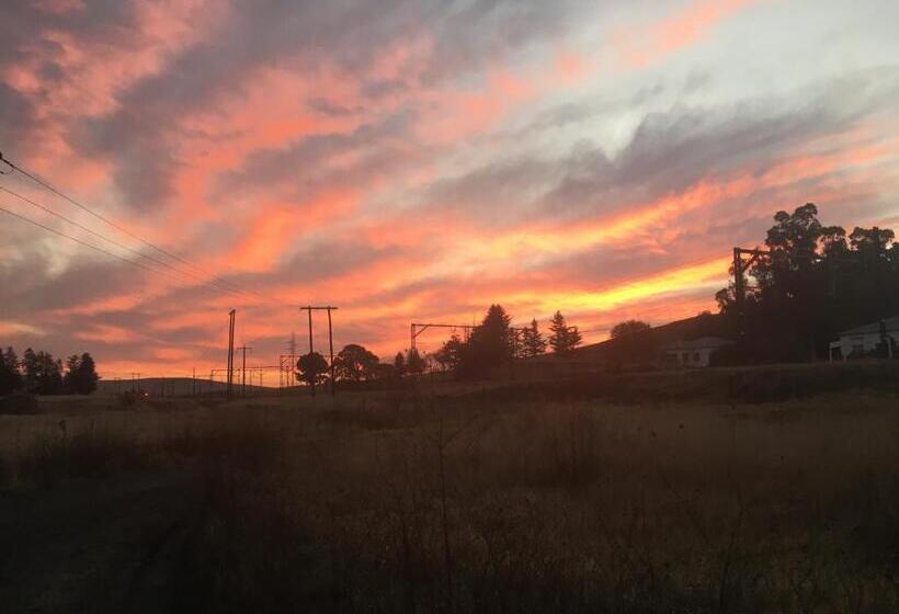 فندق صغير Riverview Country Inn