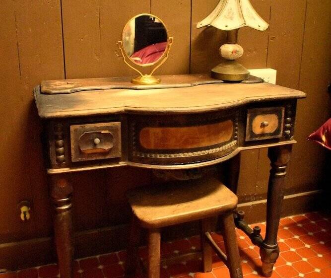 هاستل Smalleye Backpacker