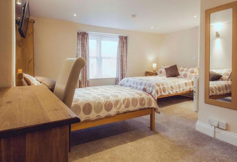 호스텔 The Queens Inn