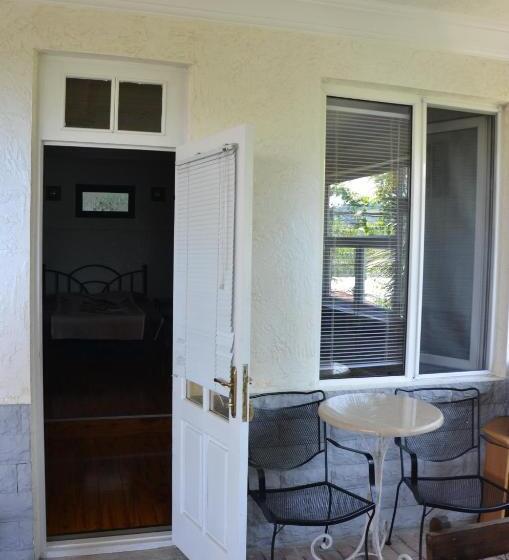 هاستل Tj Guest House