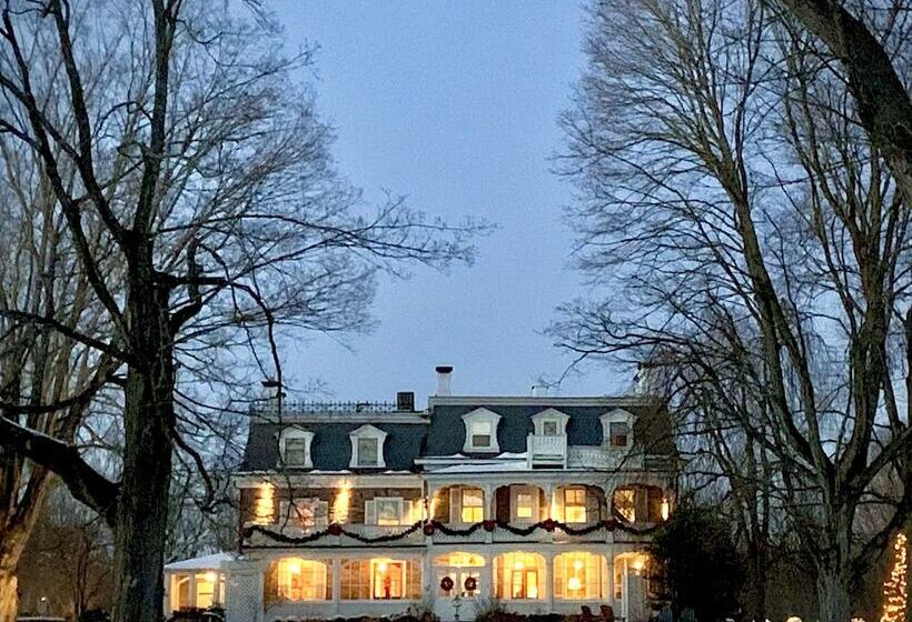 فندق صغير Woolverton Inn